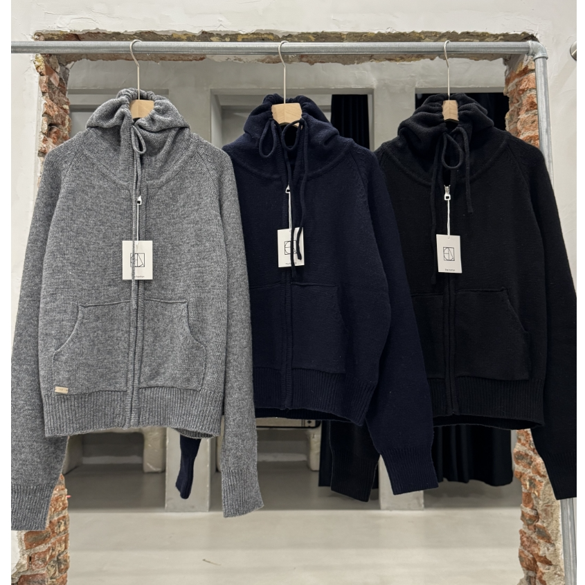 休闲百搭连帽拉链毛衣