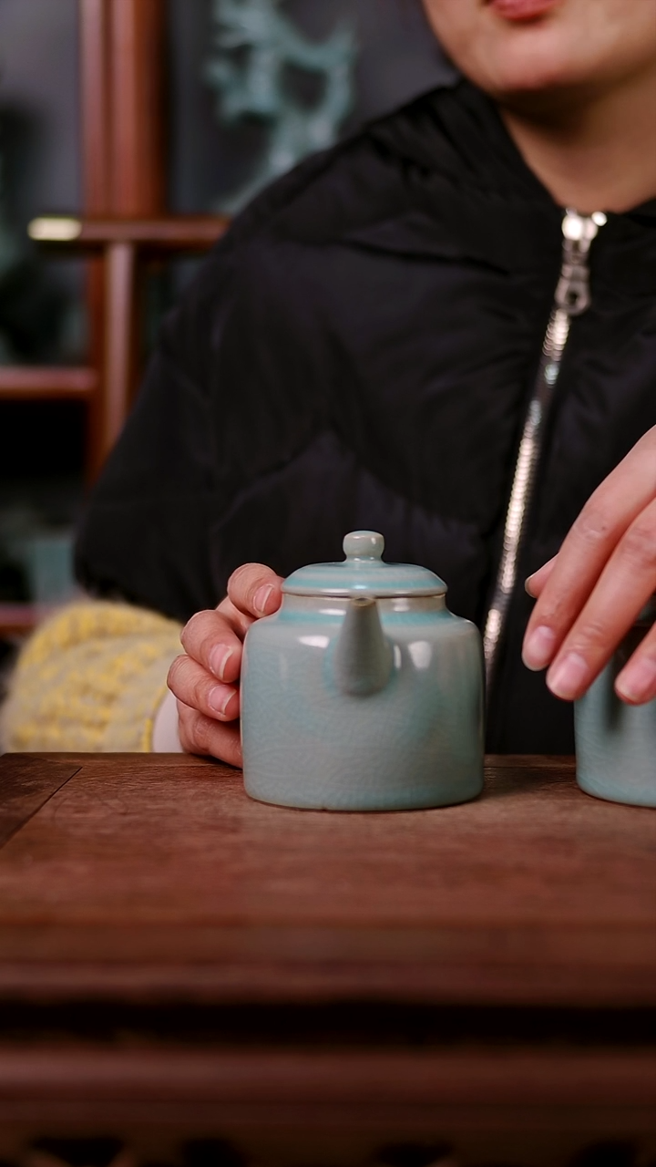 壶陶青霁汝窑仿古釉  德钟壶微瑕