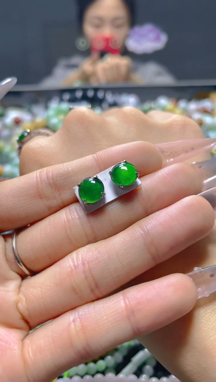 颈饰未镶嵌翡翠/C/翡翠A货，一件也是批发价