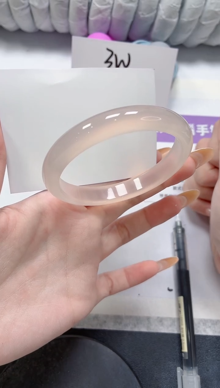 石英质玉手镯未镶嵌123-58.6荔枝