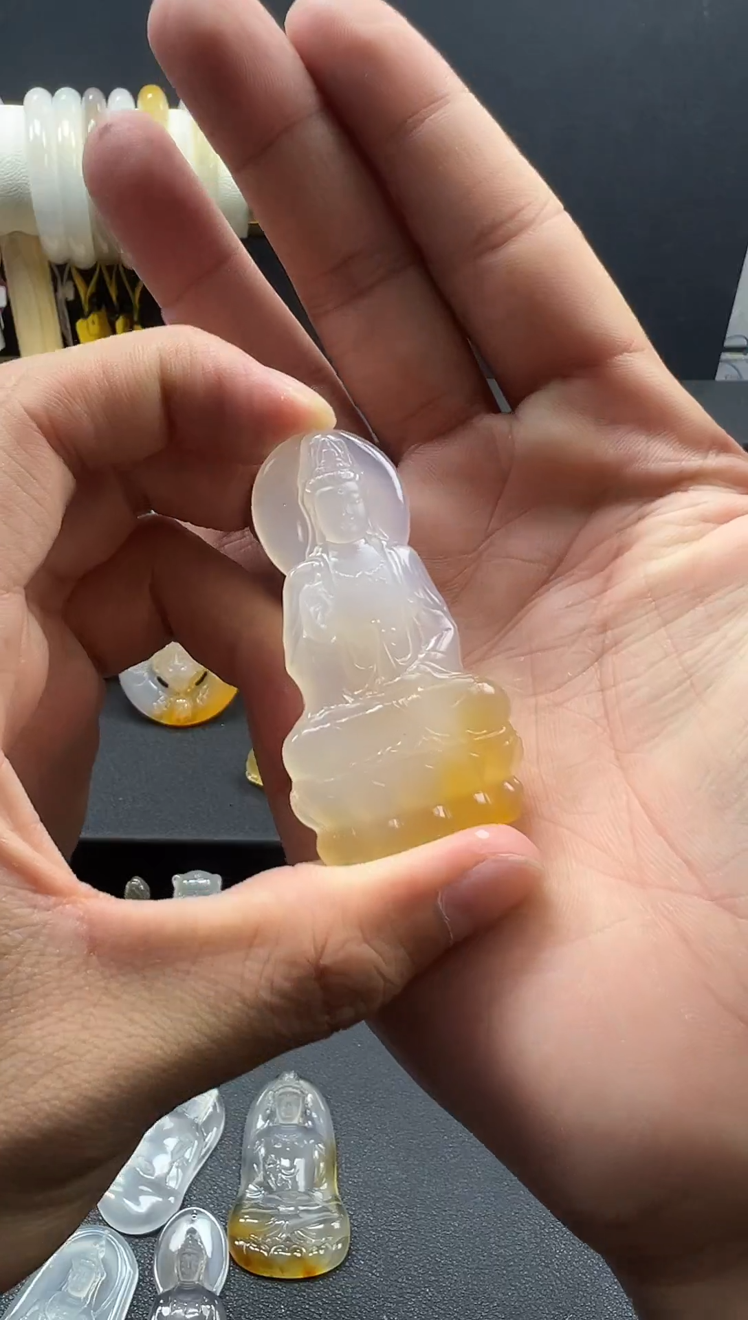 玛瑙/玉髓颈饰未镶嵌天然珠宝 一物一证