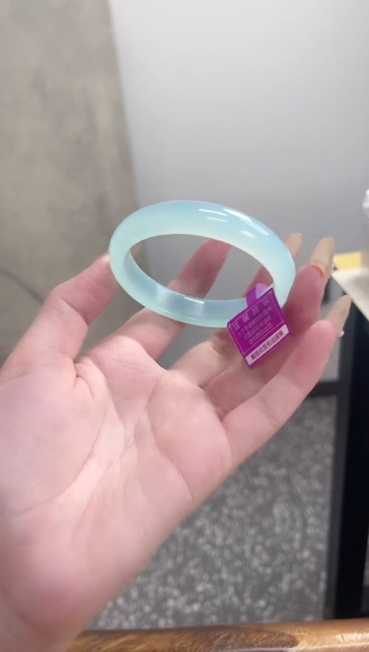 【闪购商品】玛瑙/玉髓手镯未镶嵌54-55圈 需要包容