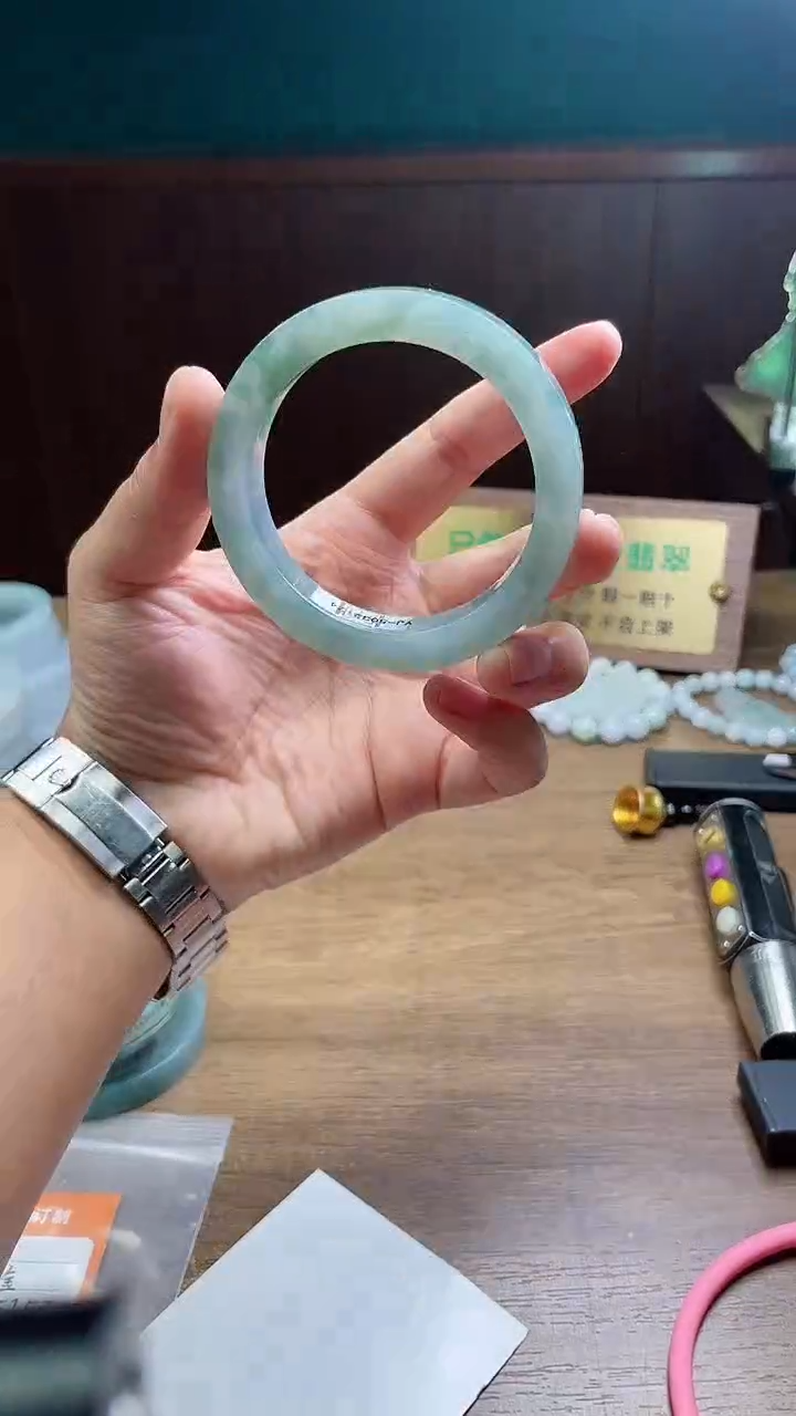定制翡翠手镯未镶嵌定制