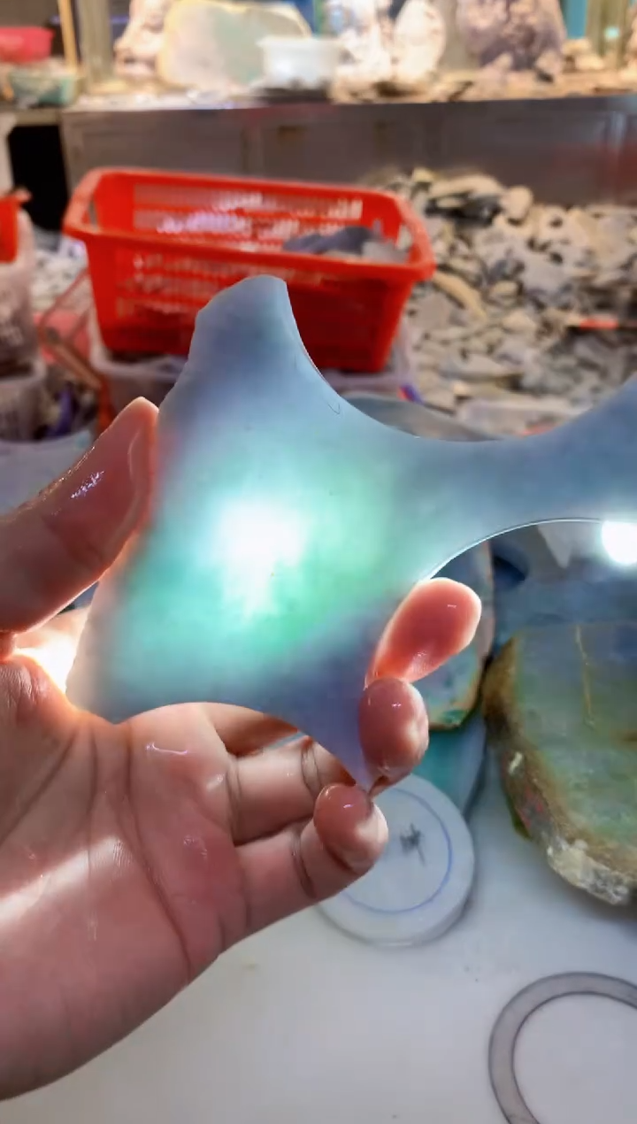 翡翠挂件未镶嵌0朗0翡翠珠宝464