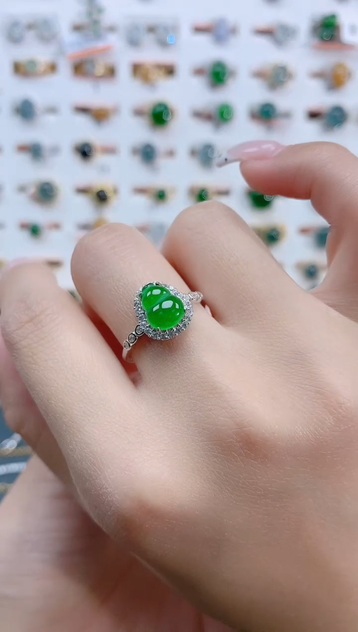 翡翠戒指银S925镶嵌天然翡翠