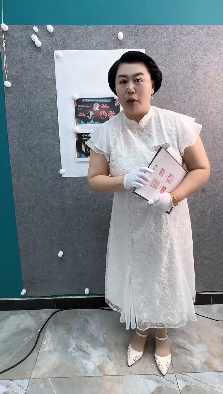 绘画梁兆金老师“2.7平尺敦煌飞天画”带收藏证书