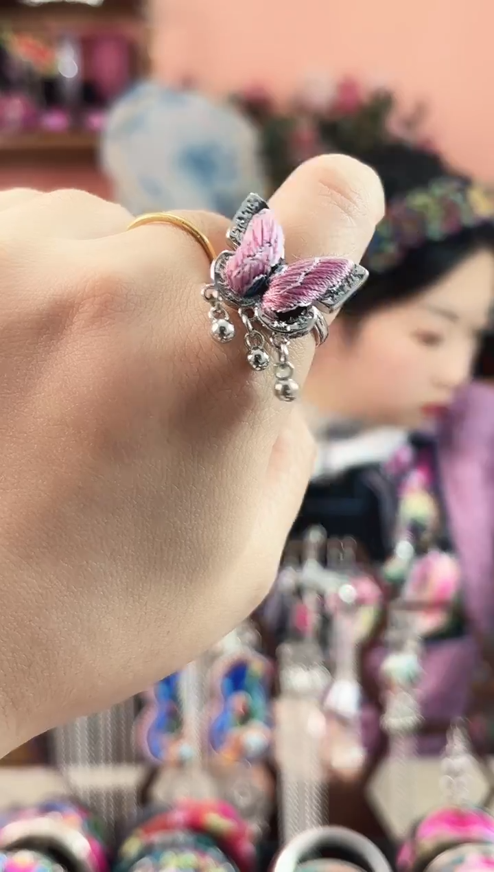 艺枝独绣手工饰品  15