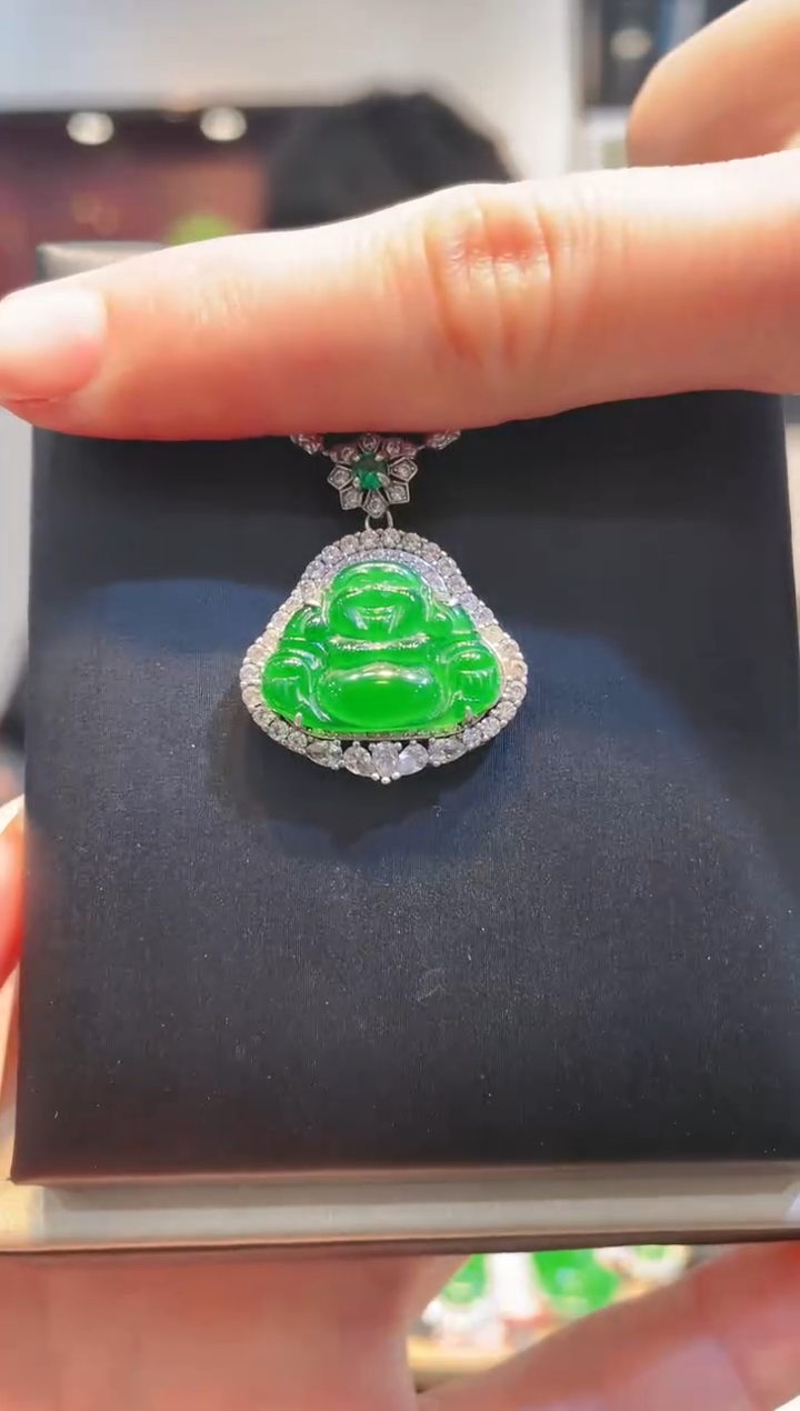 【闪购商品】翡翠颈饰银S925镶嵌A9天然A货翡翠吊坠（不含链）