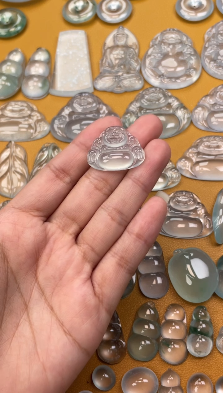 翡翠未镶嵌吊坠(不含链)佛公20 26 5.5