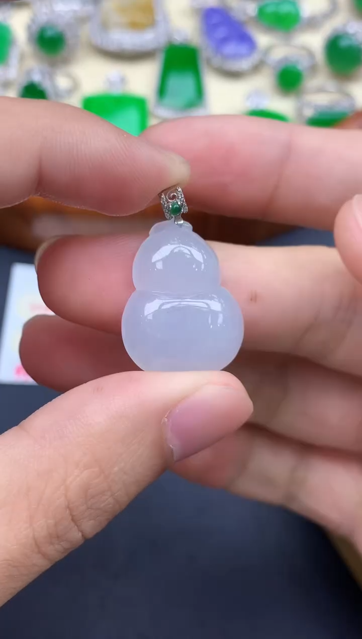 颈饰18K金镶嵌翡翠121-中国好珍宝