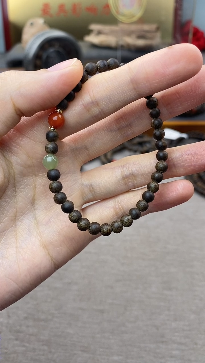 【闪购商品】沉香手串芽庄白棋楠04单圈＋配饰