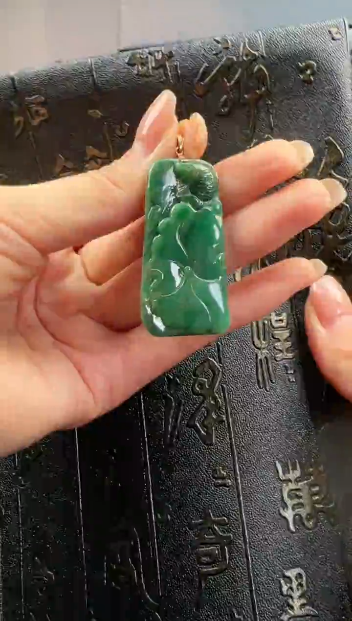 【闪购商品】翡翠挂件未镶嵌翡翠