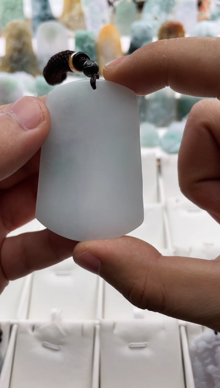 【闪购商品】翡翠颈饰未镶嵌..../1/15/127