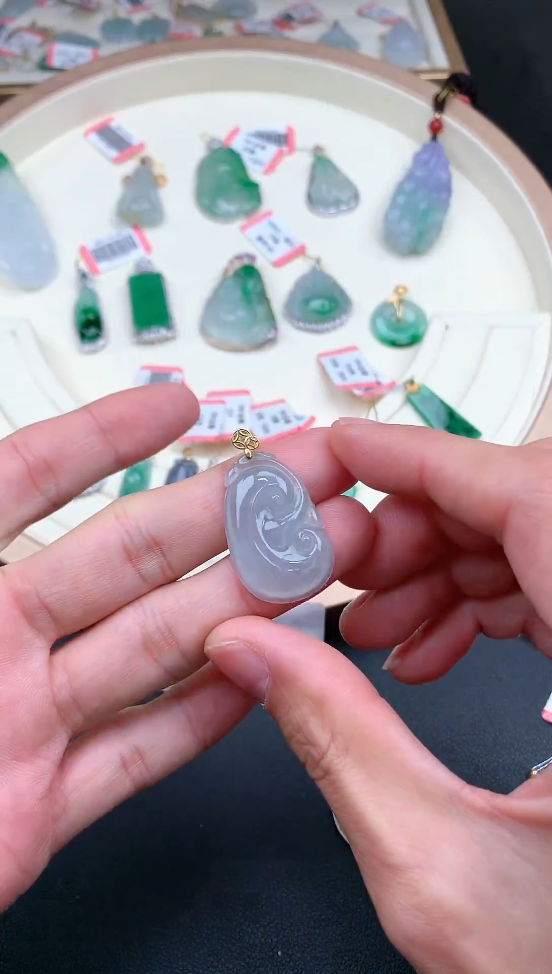 【闪购商品】翡翠颈饰18K金镶嵌如意