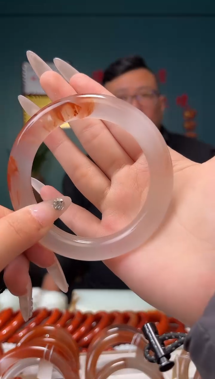 【闪购商品】南红玛瑙颈饰未镶嵌62.2