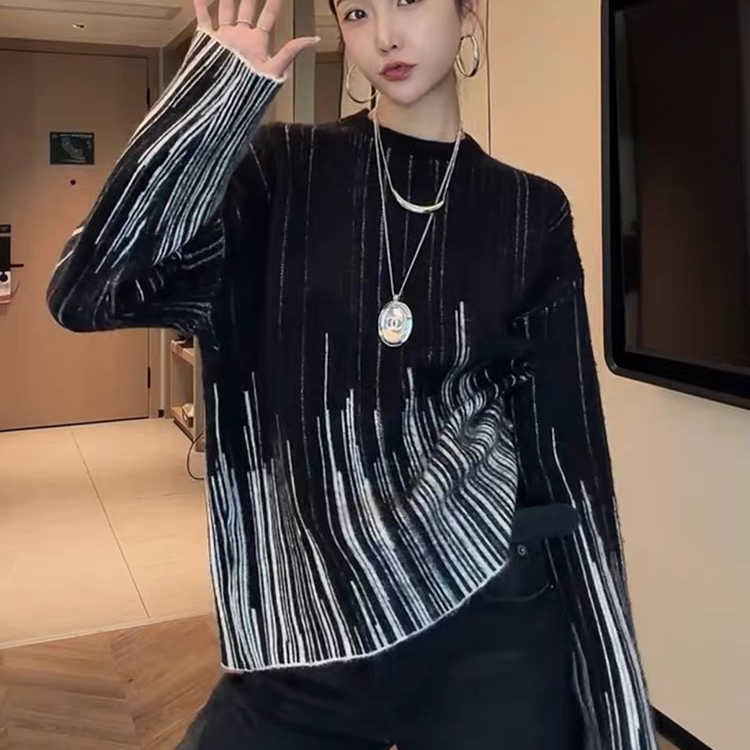 渐变~高级感轻奢灰色渐变毛衣女秋冬洋气宽松慵懒松驰加厚针织衫