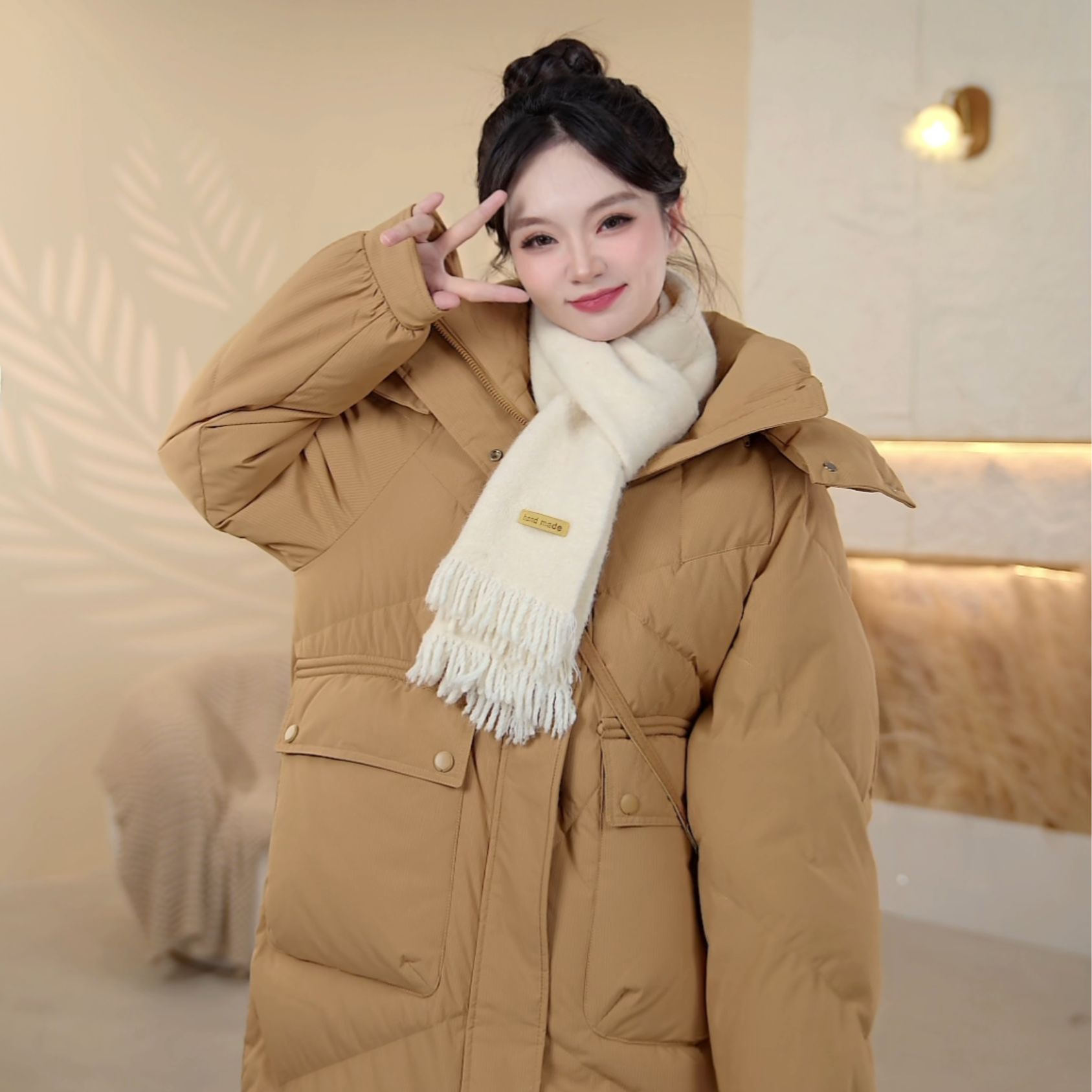 雪中飞2025秋冬季新款韩版时尚女士鸭绒羽绒服加厚气质连帽百搭