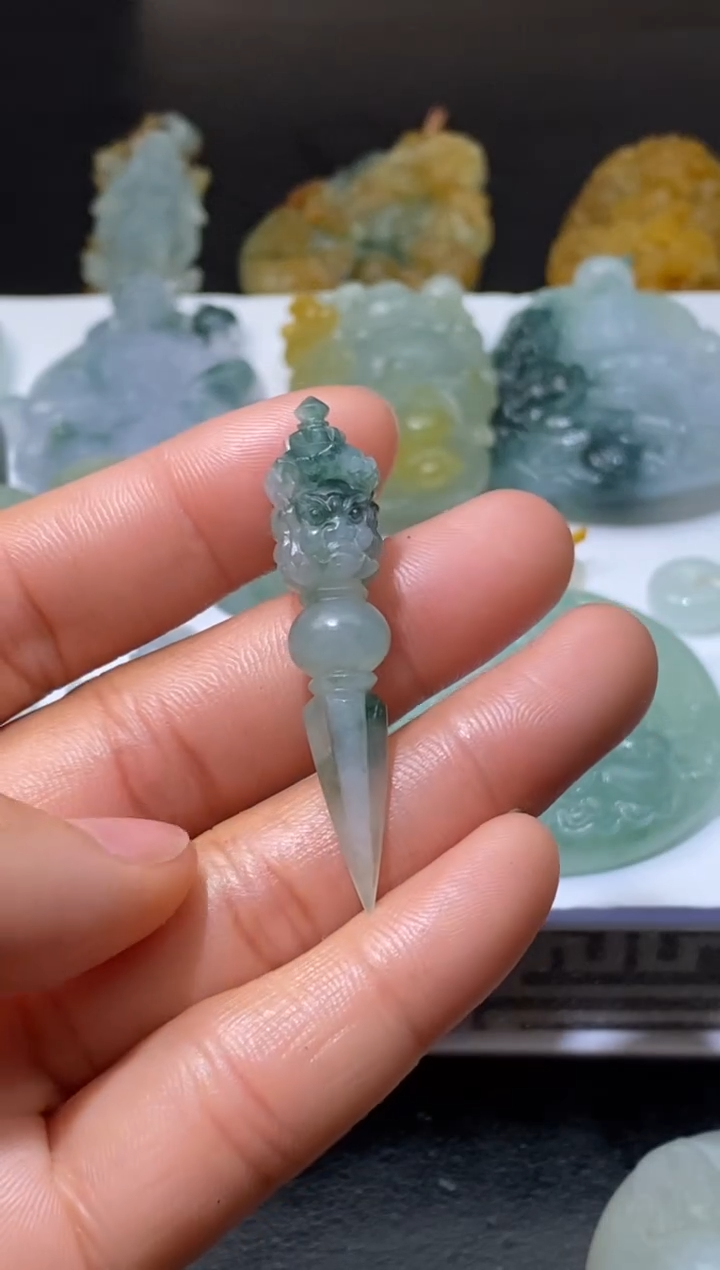 【闪购商品】定制翡翠未镶嵌翡翠毛货~多样性发货一个