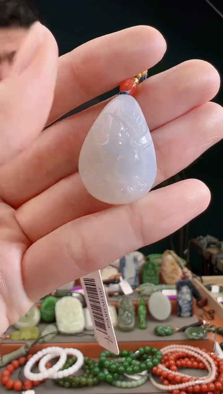 颈饰未镶嵌和田玉一物一证 拍一单发一个