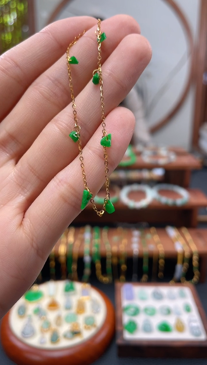 【闪购商品】翡翠套链18K金镶嵌多样性发货一个  538