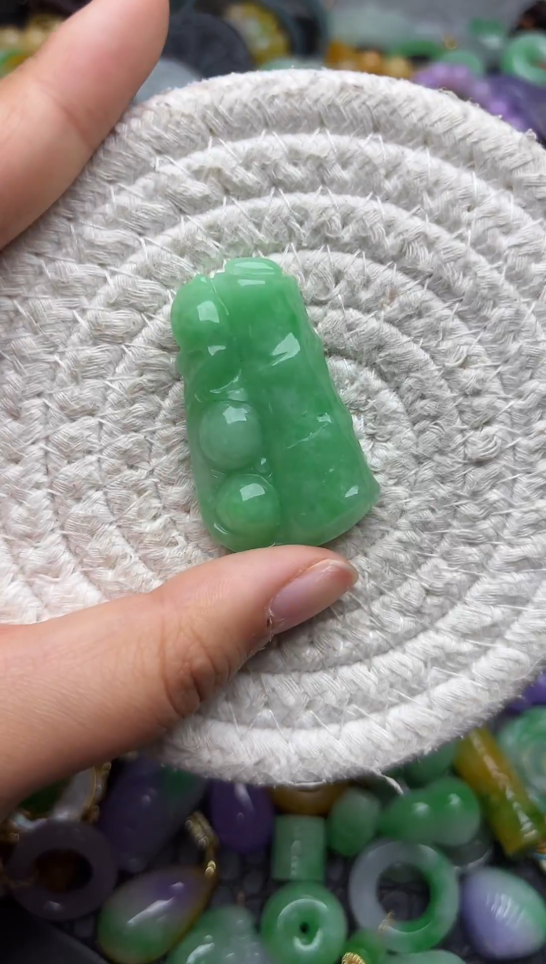 颈饰未镶嵌翡翠缅甸翡翠吊坠