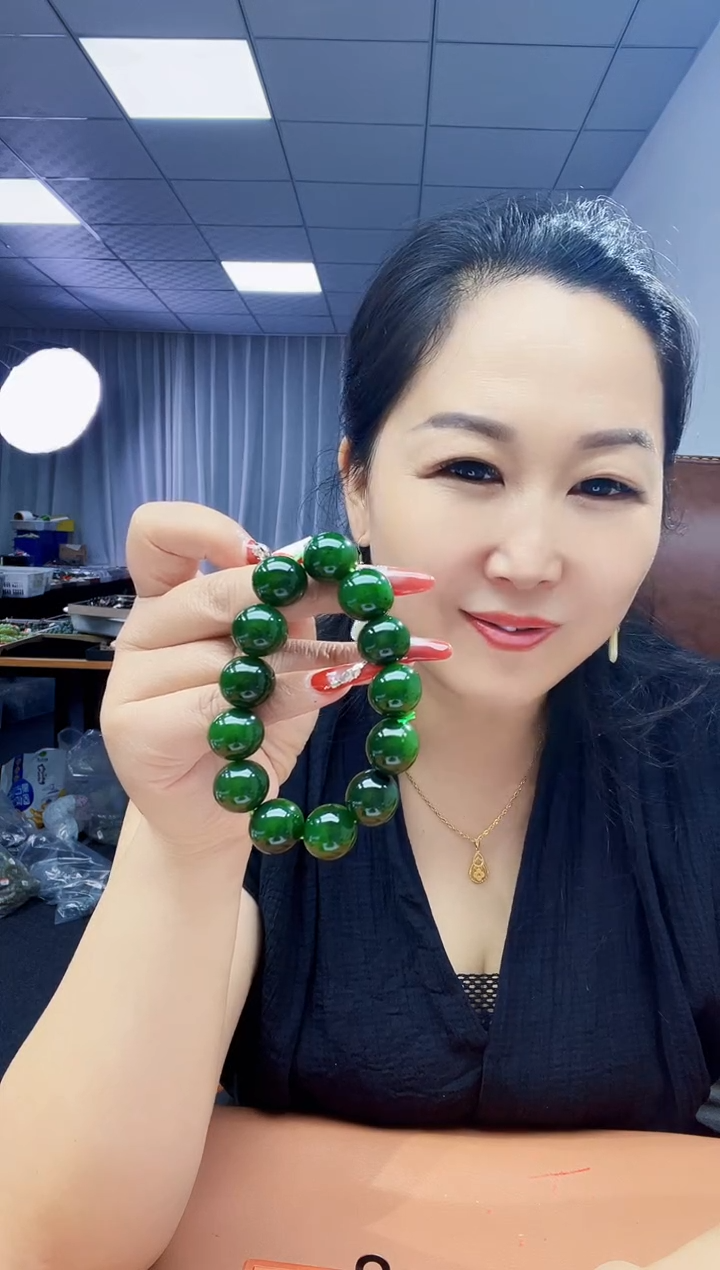 手串未镶嵌和田玉纯天然和田玉俄7碧老坑菠菜绿16