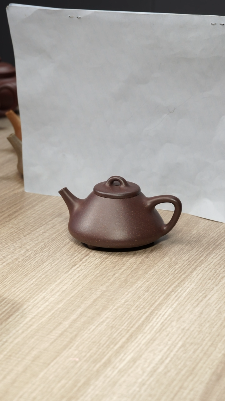 【闪购商品】底槽青茶壶子冶150 CC容量