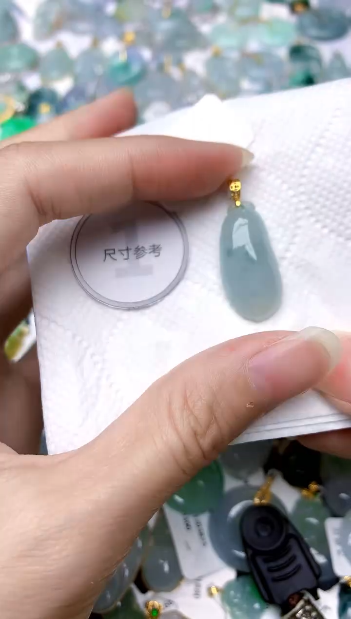 颈饰银S925镶嵌翡翠天然A货翡翠