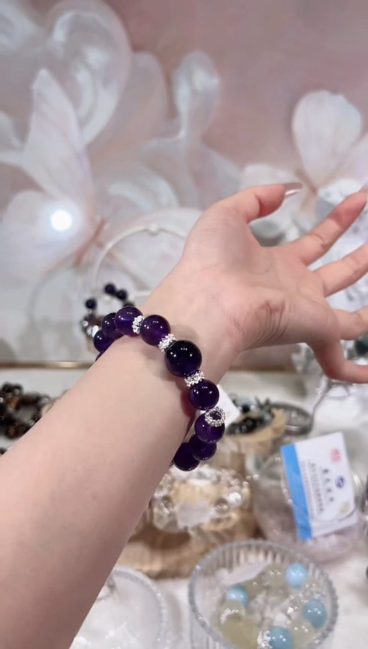 【闪购商品】水晶手链未镶嵌天然水晶默认微瑕 多样性发货发其一