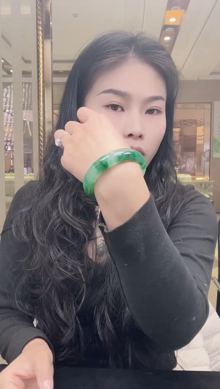 未镶嵌手镯石英质玉4