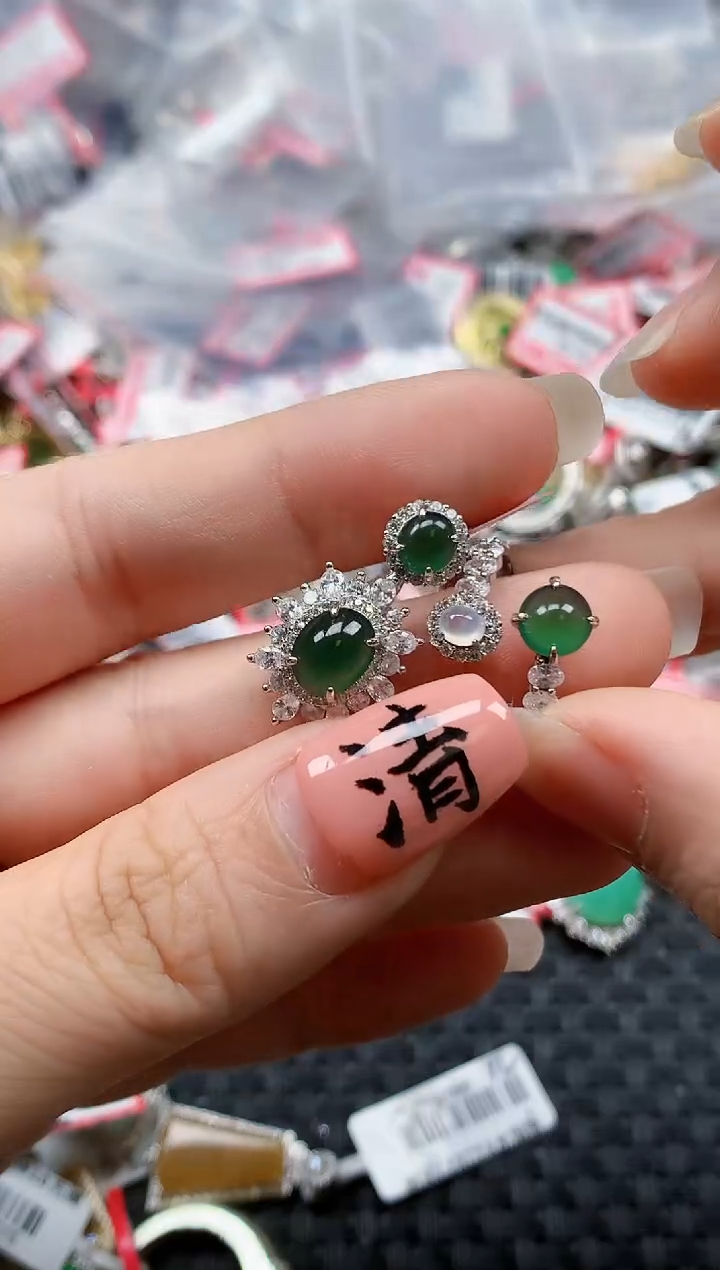 银S925镶嵌戒指翡翠天然A货缅甸翡翠