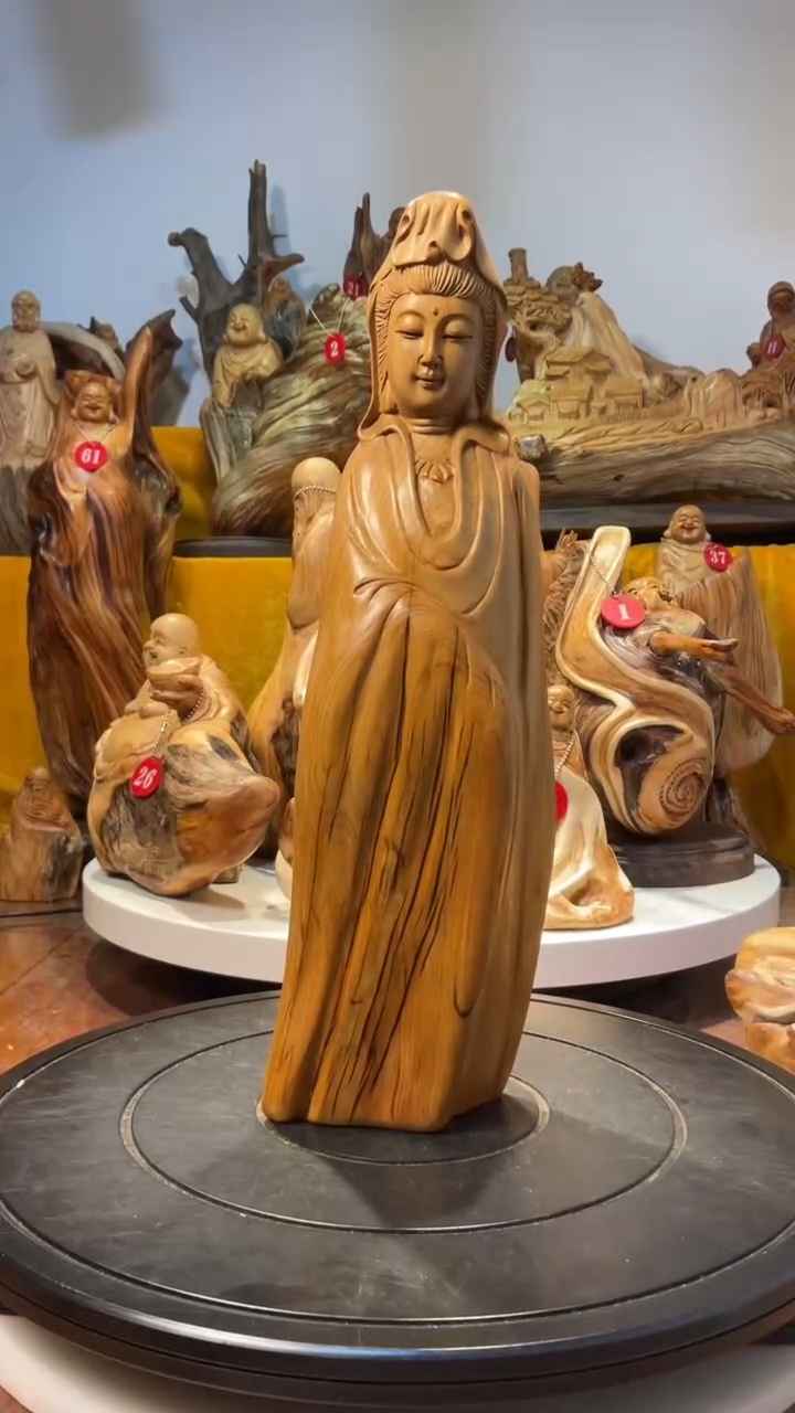 【闪购商品】柏木（崖柏）  观音