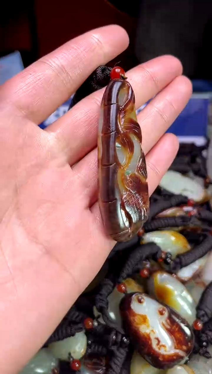 【闪购商品】和田玉颈饰未镶嵌1