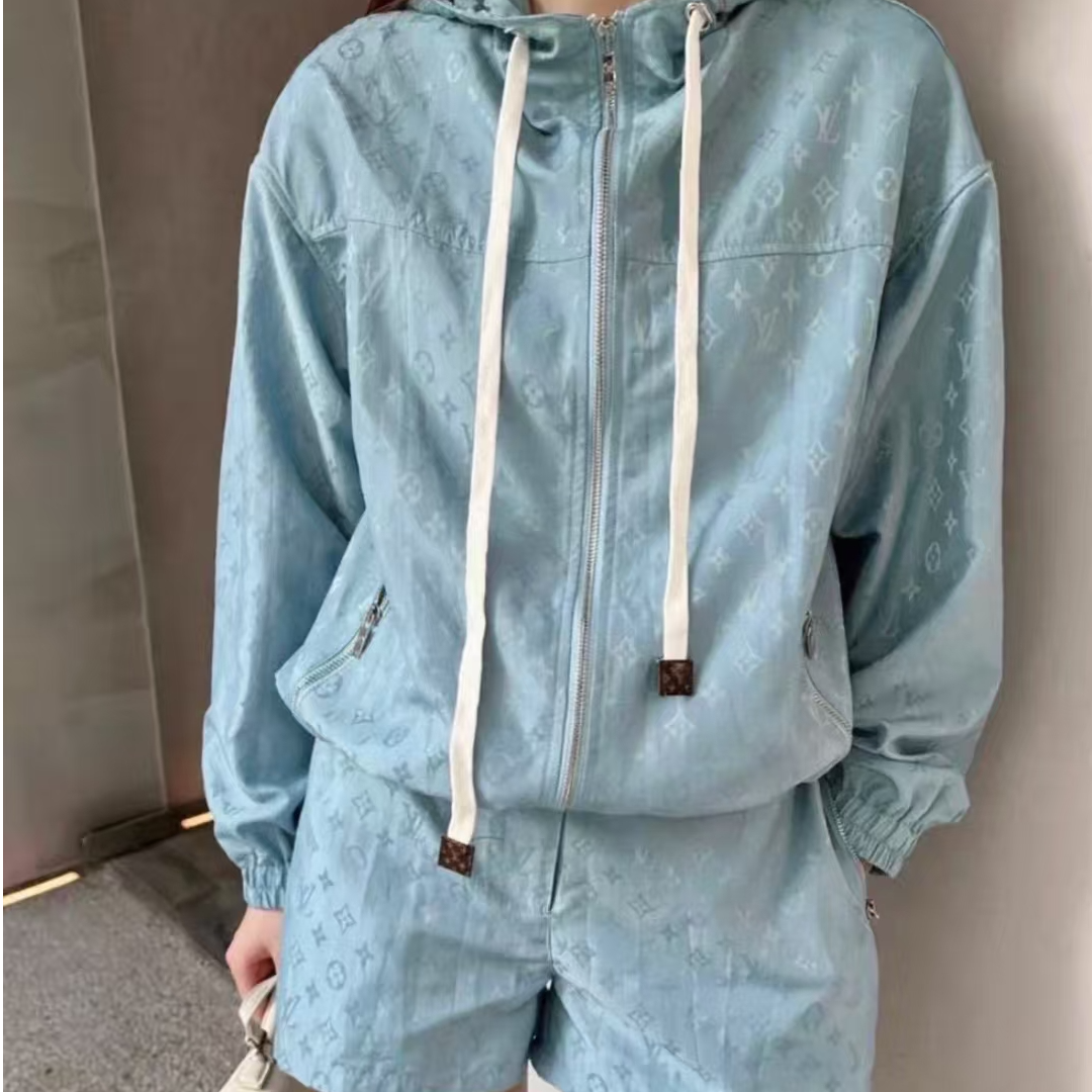 未使用 LouisVuitton/路易威登  24ss老花满印冲锋衣 蓝色32