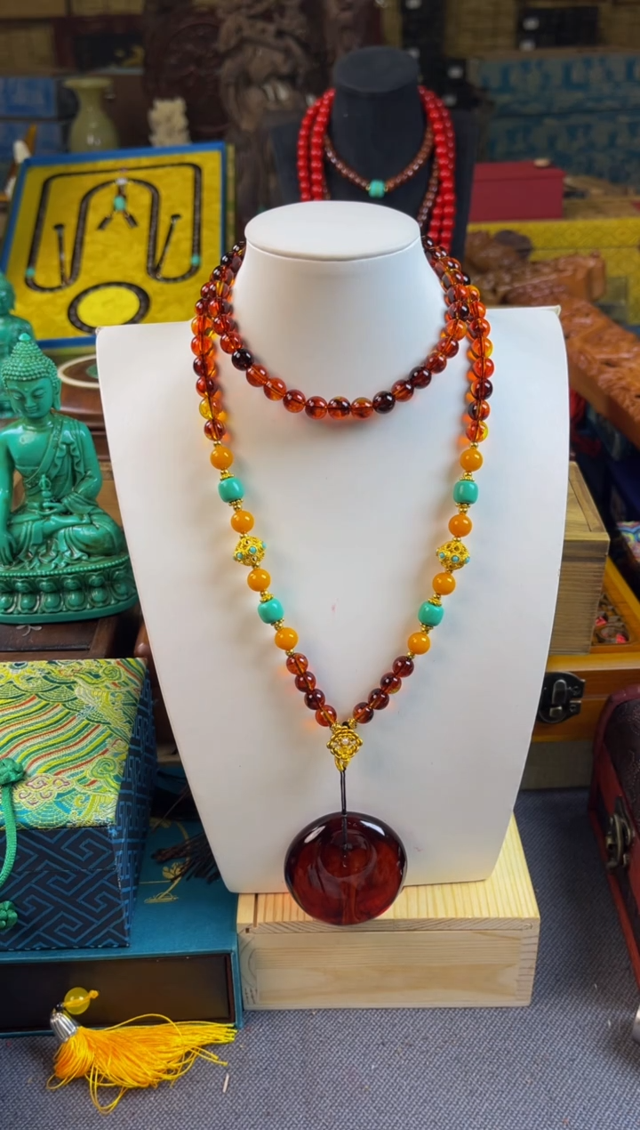 未镶嵌颈饰琥珀天然原矿