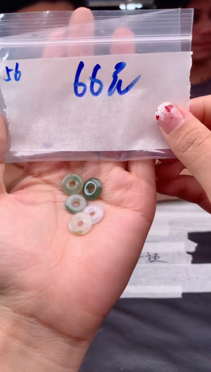 【闪购商品】定制翡翠未镶嵌56吊坠多样性毛货定制抛光拍一发一