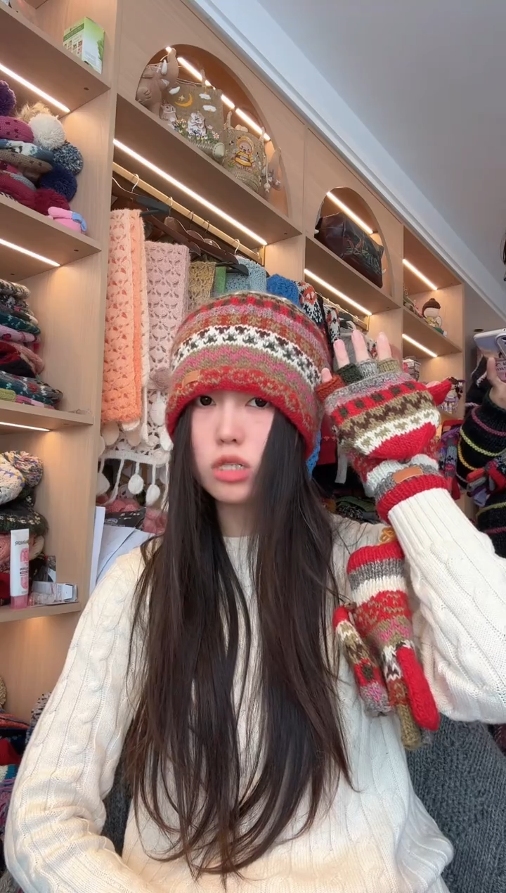 羊毛新年红套装  