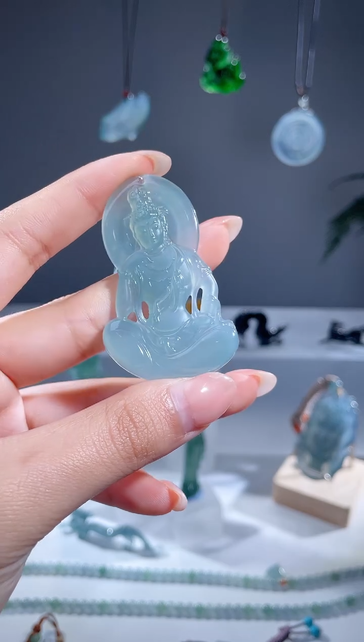 【闪购商品】翡翠颈饰未镶嵌天然A货翡翠观音