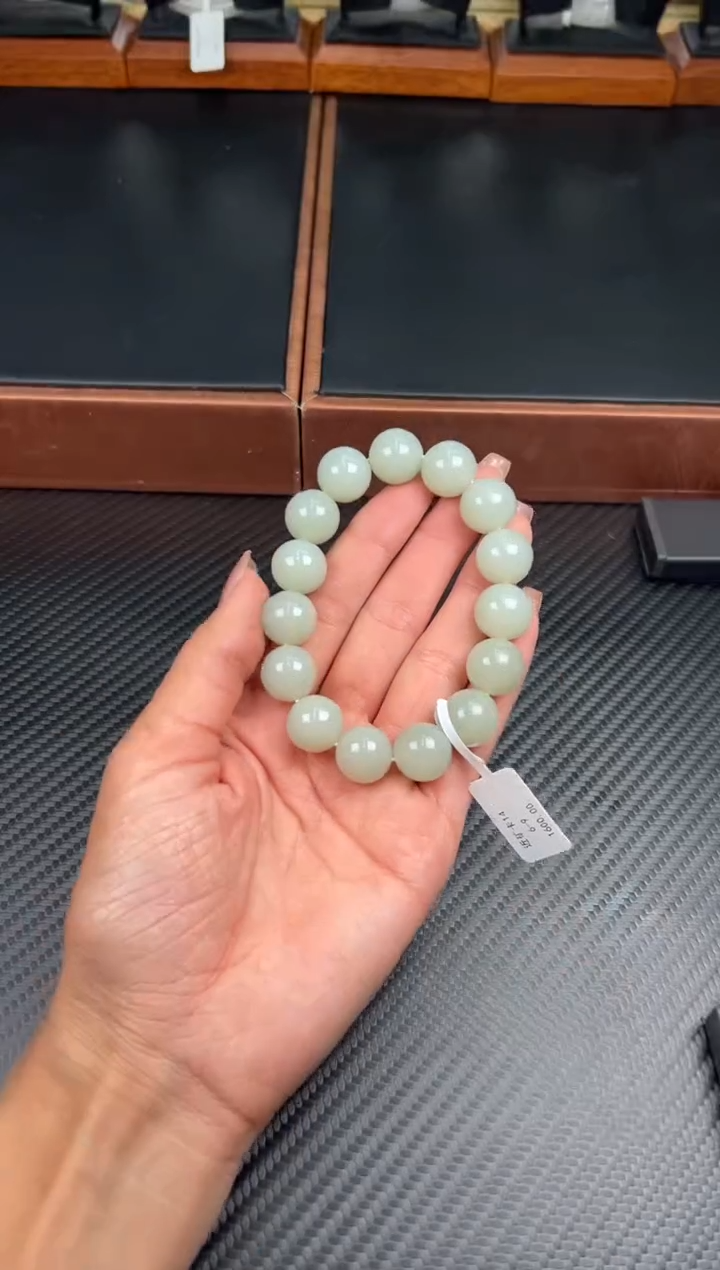 未镶嵌手串和田玉且末微色差近矿卡14K