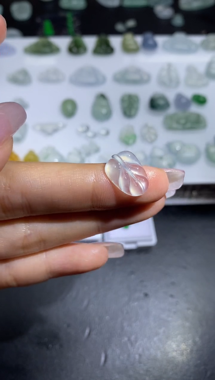 【闪购商品】定制翡翠未镶嵌翡翠毛货~