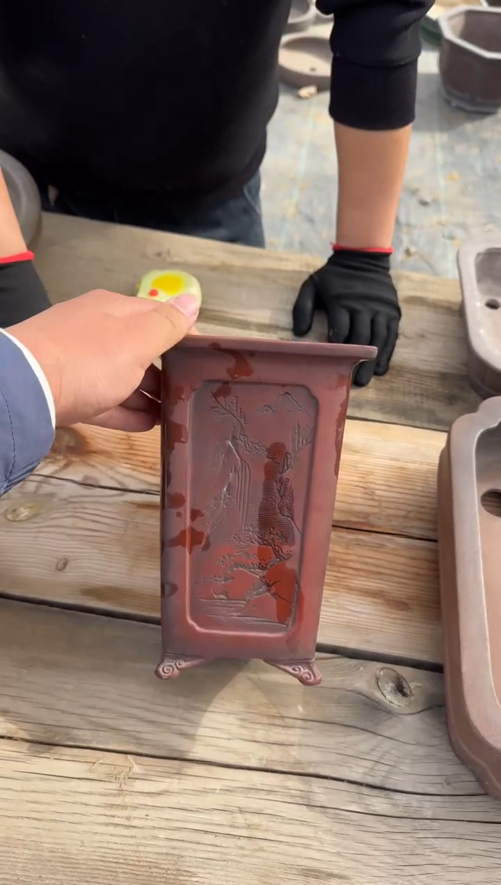 美芸刻绘方签筒紫砂盆