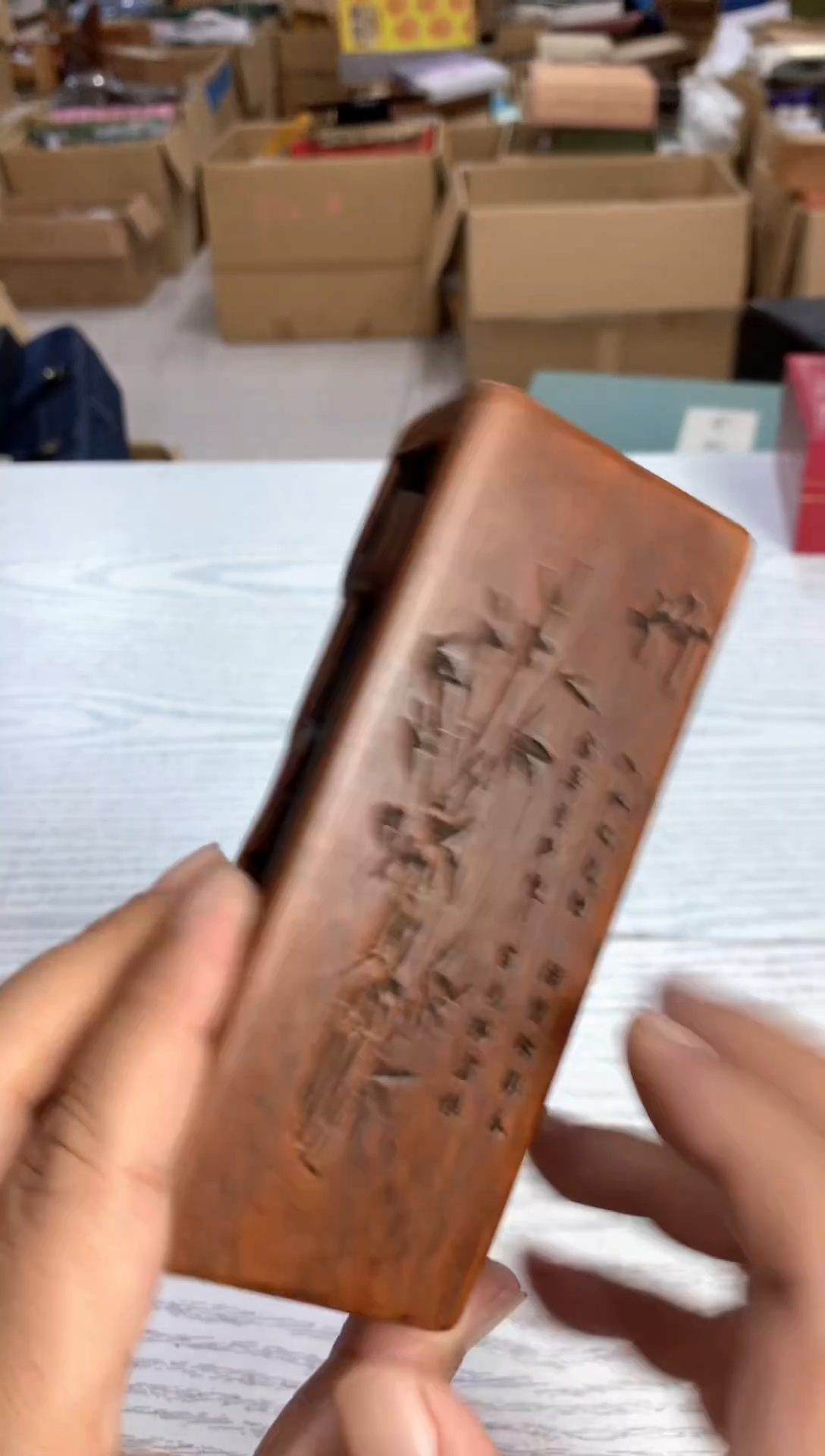 默认微瑕，不退不换，介意勿拍