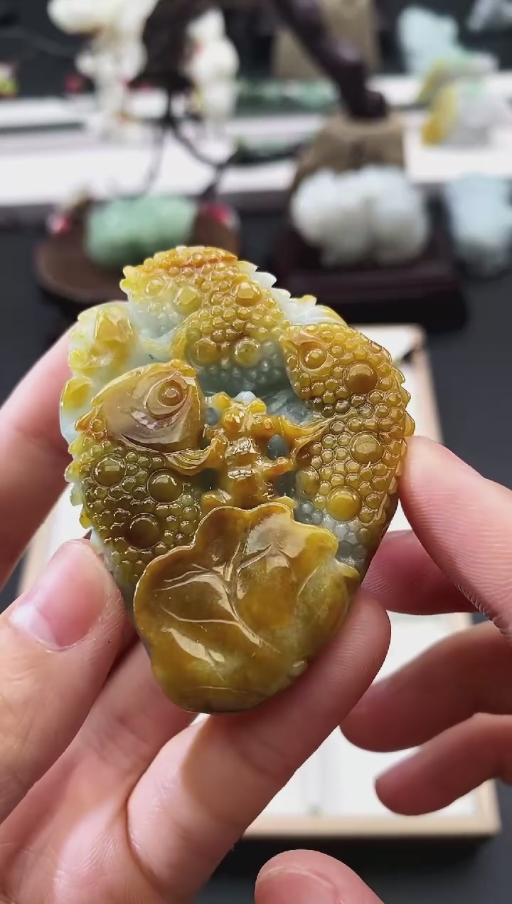 翡翠未镶嵌颈饰天然缅甸A货翡翠