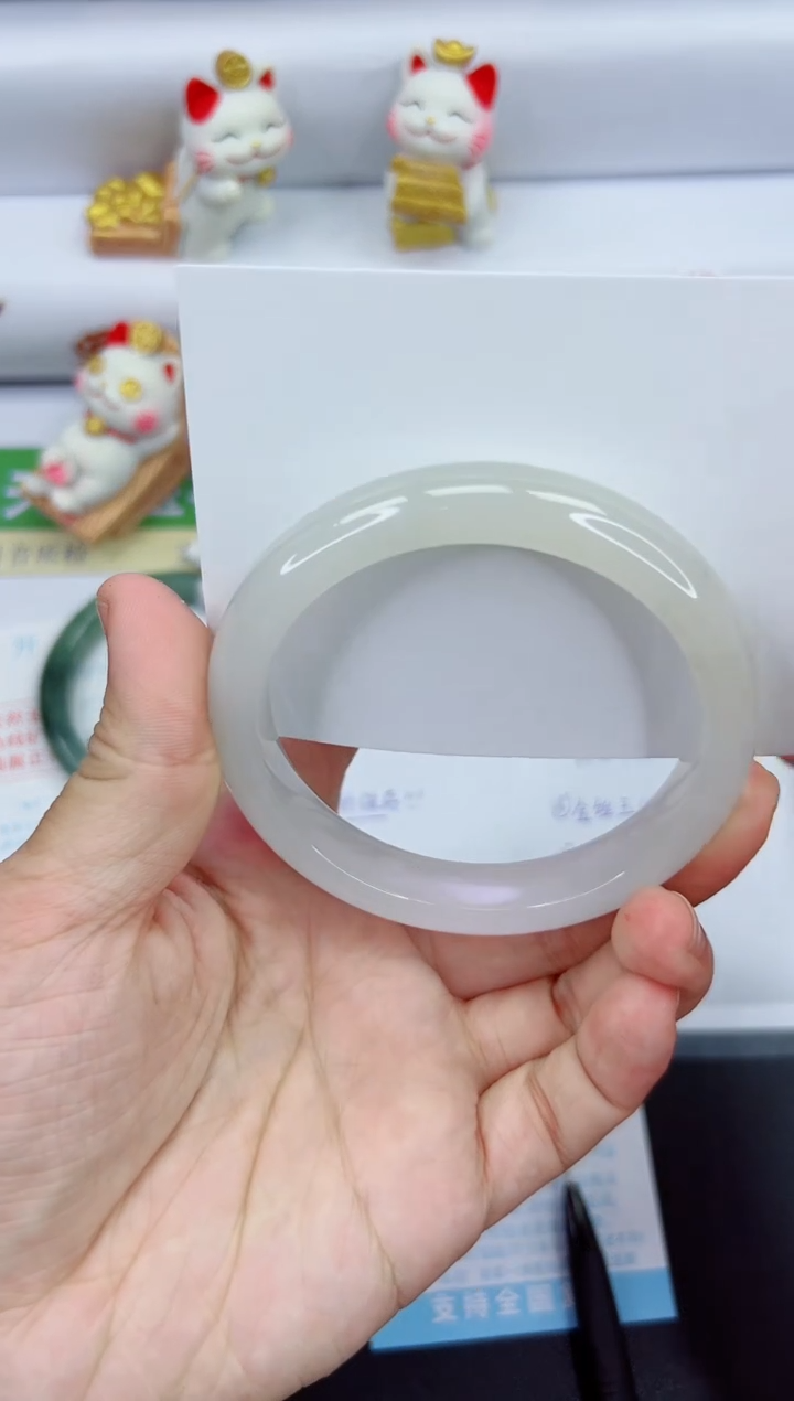 【闪购商品】石英质玉手镯未镶嵌586-62.1
