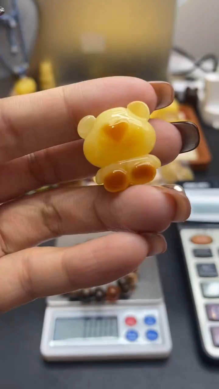 琥珀未镶嵌珠宝奇石185