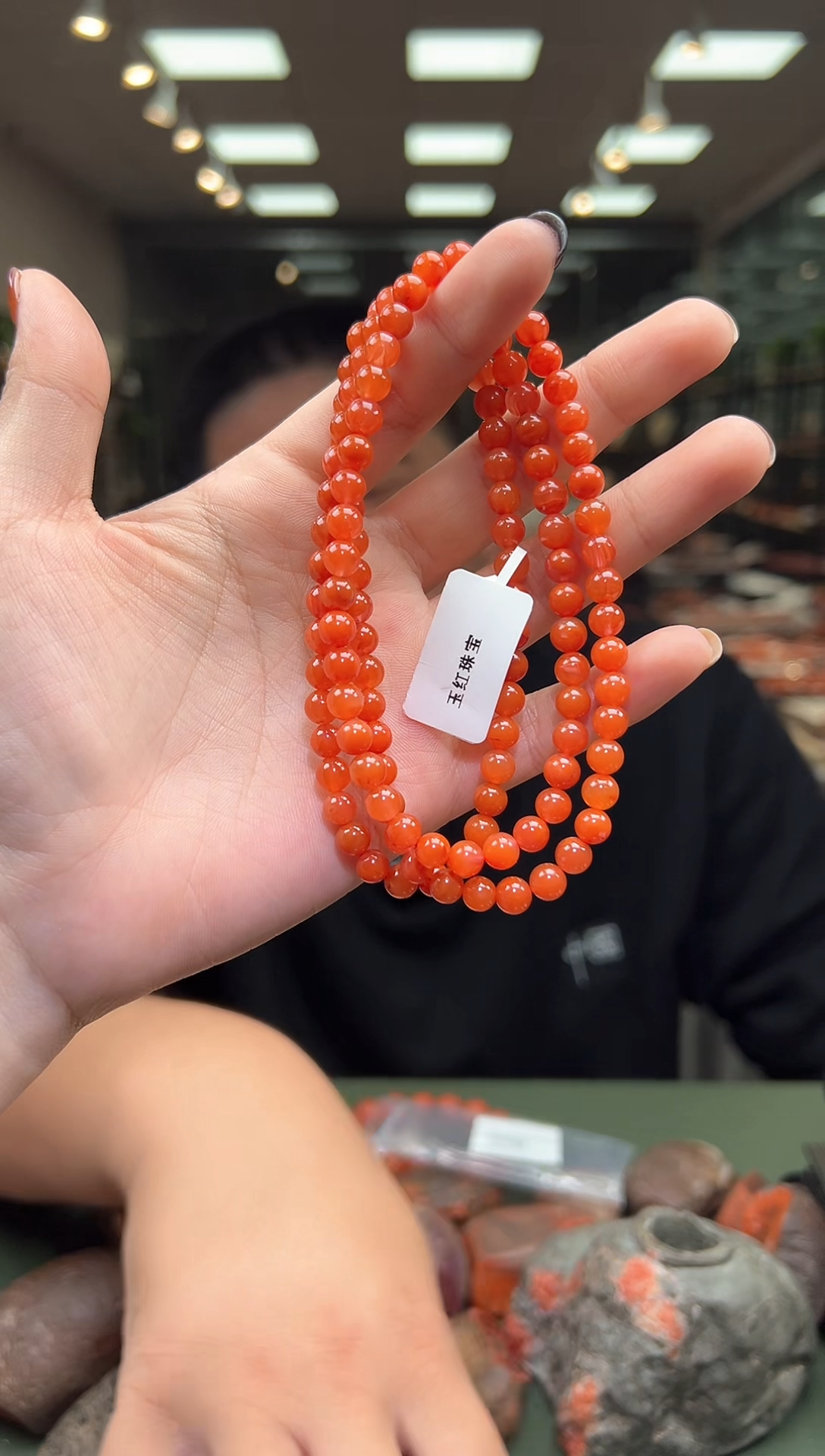 【闪购商品】南红玛瑙手链未镶嵌多圈手串一条约6mm 多样性发货