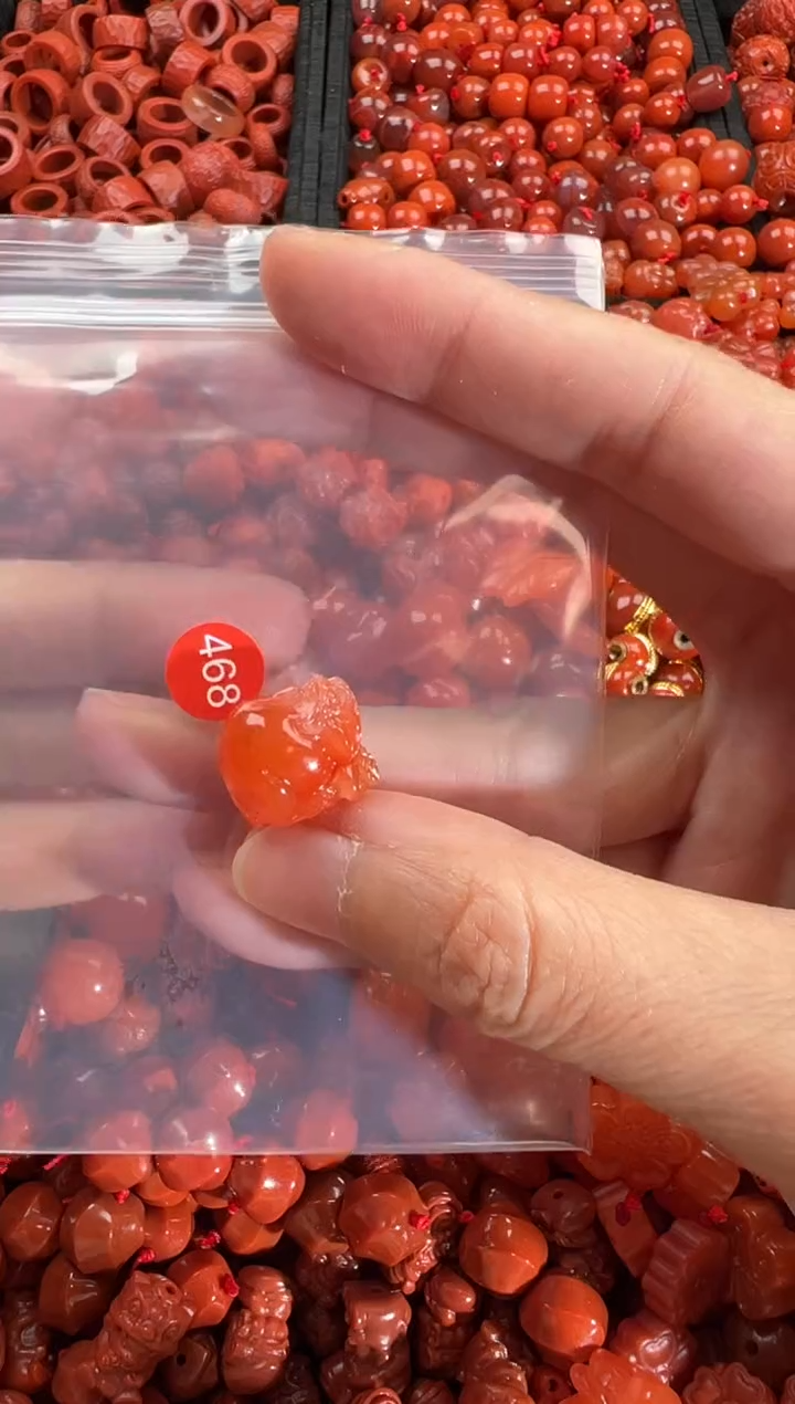 【闪购商品】南红玛瑙颈饰未镶嵌2