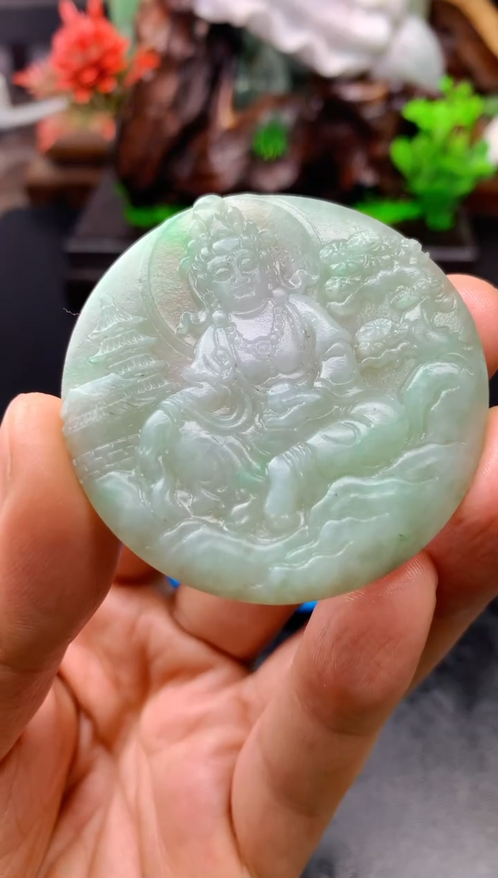 颈饰未镶嵌翡翠摆**生挂件