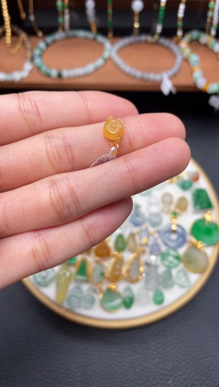 【闪购商品】翡翠吊坠(不含链)18K金镶嵌一个  JK506