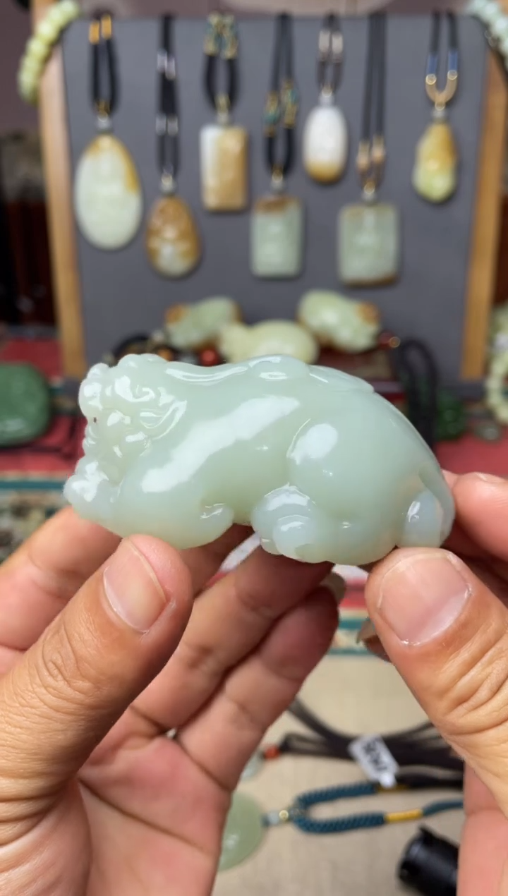 颈饰未镶嵌和田玉拍一发一